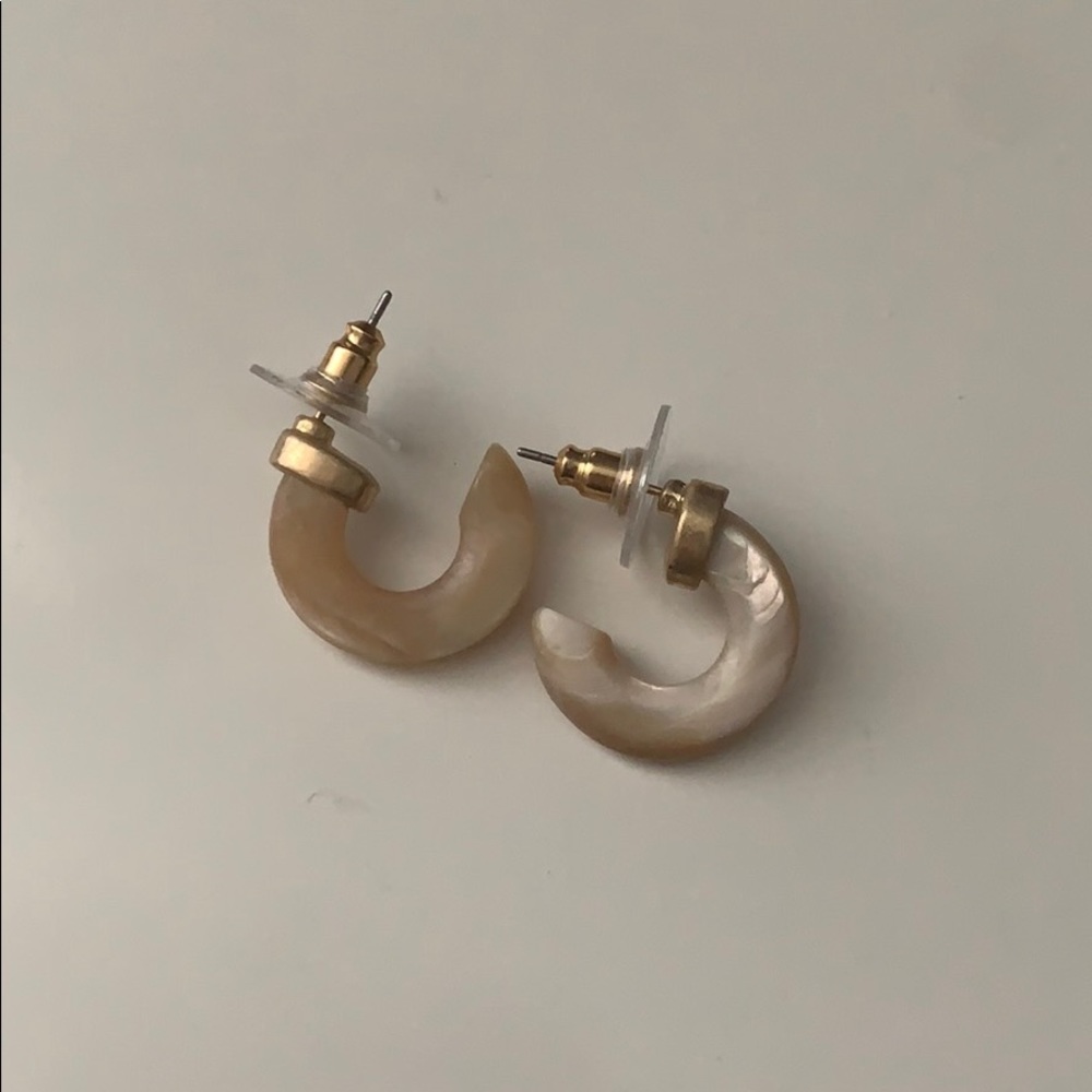 super cute small neutral hoops